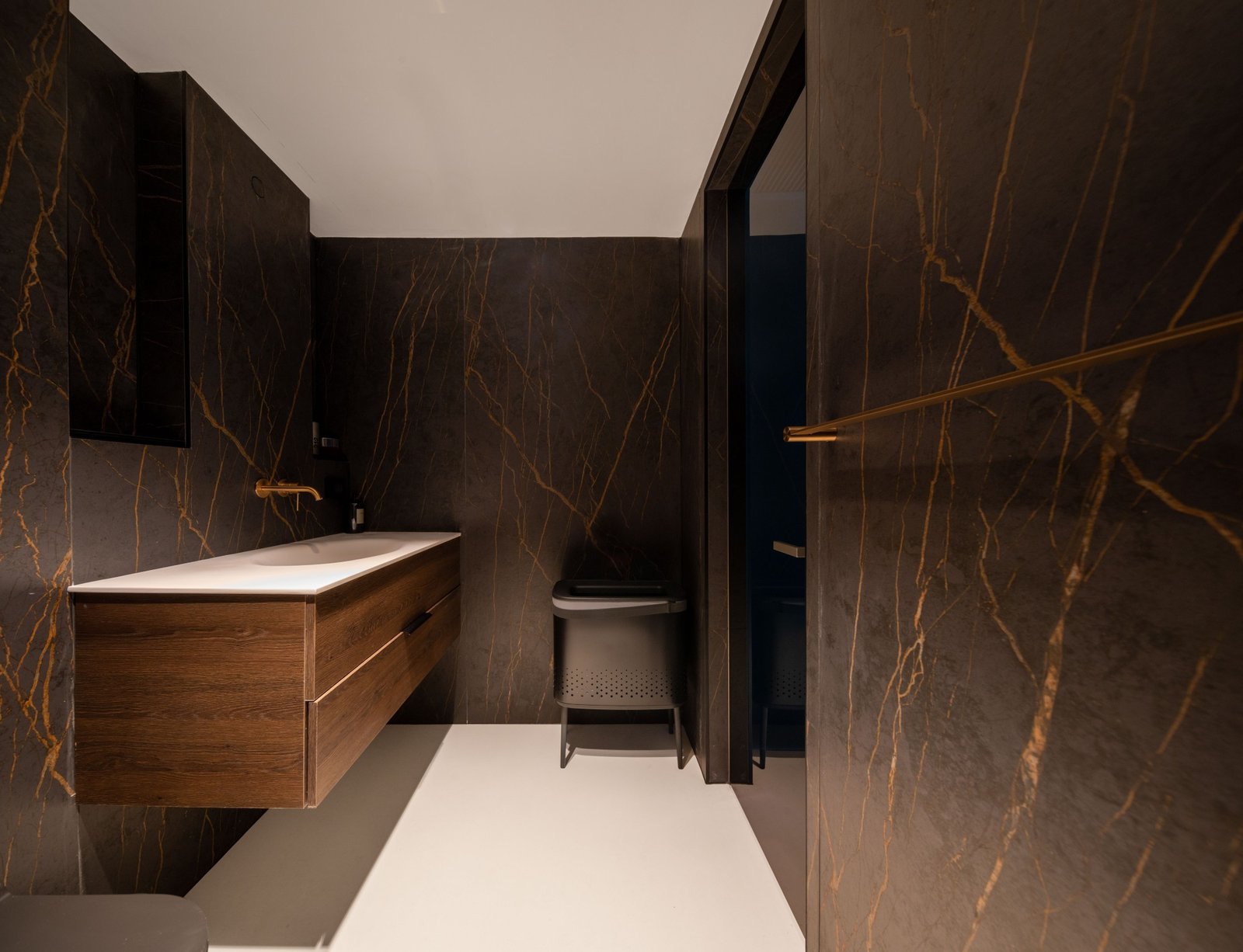 0FE262C1 B9EF 484E 933F2E84D696B9C5