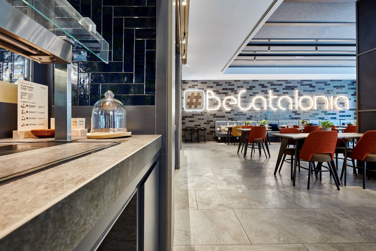 13F6B8F8 9288 4A52 B74B6954AFFD04C7