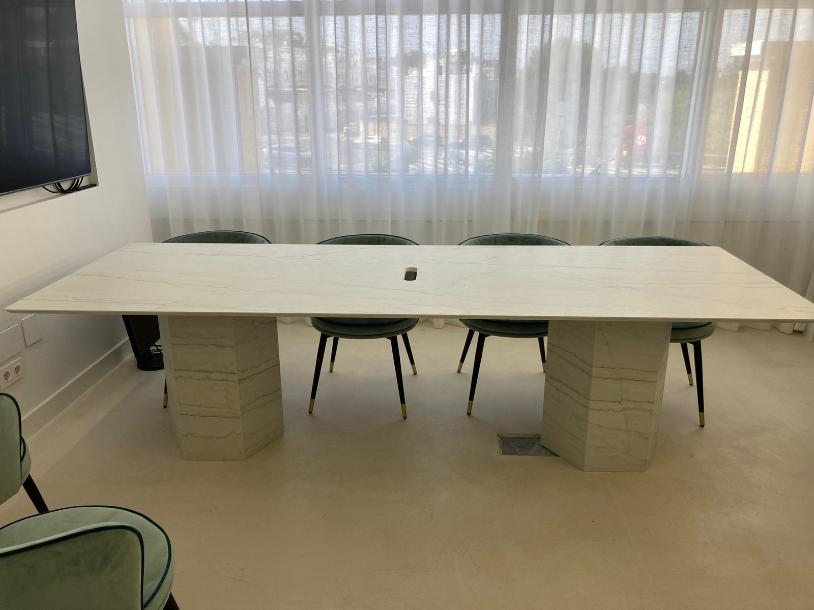 151993B0 50FE 438A BEA2F3ACFC7752E4