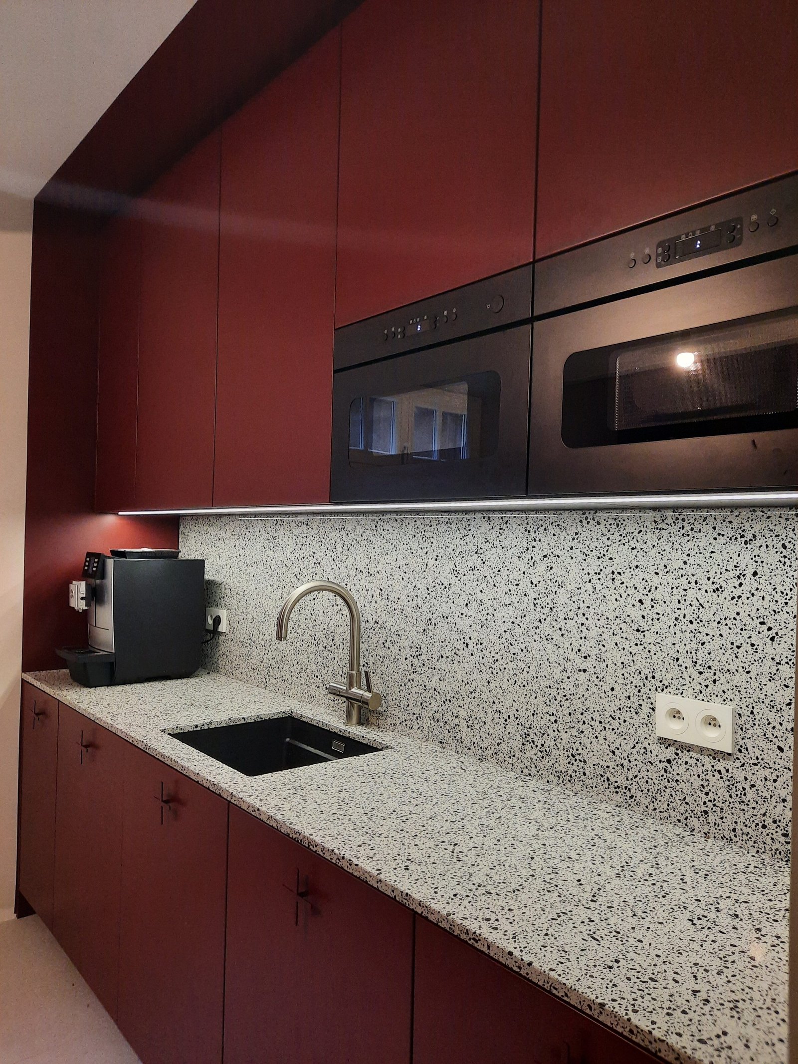 2022 TAURUS TERAZZO WHITE BAU SERWIS Studio Projektowe 3XA PL 2 rotated