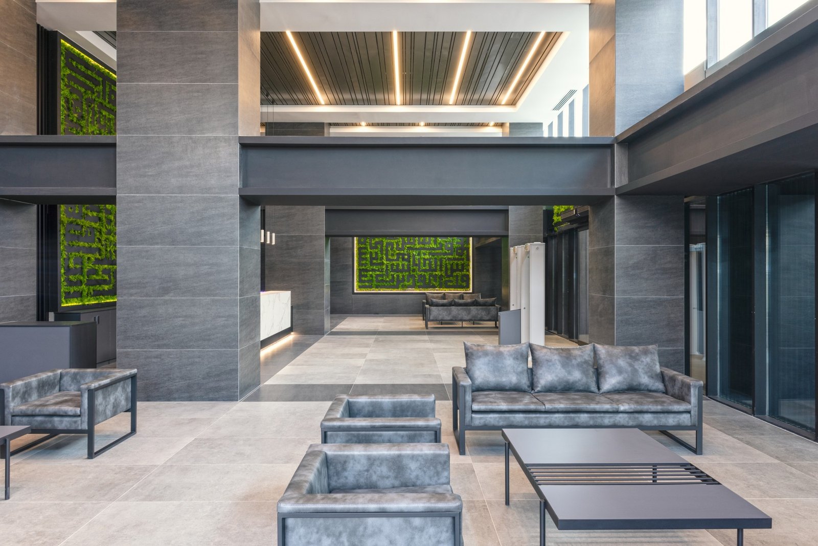 2612EB34 736E 41E2 AA7E4D5F9CEAAA23