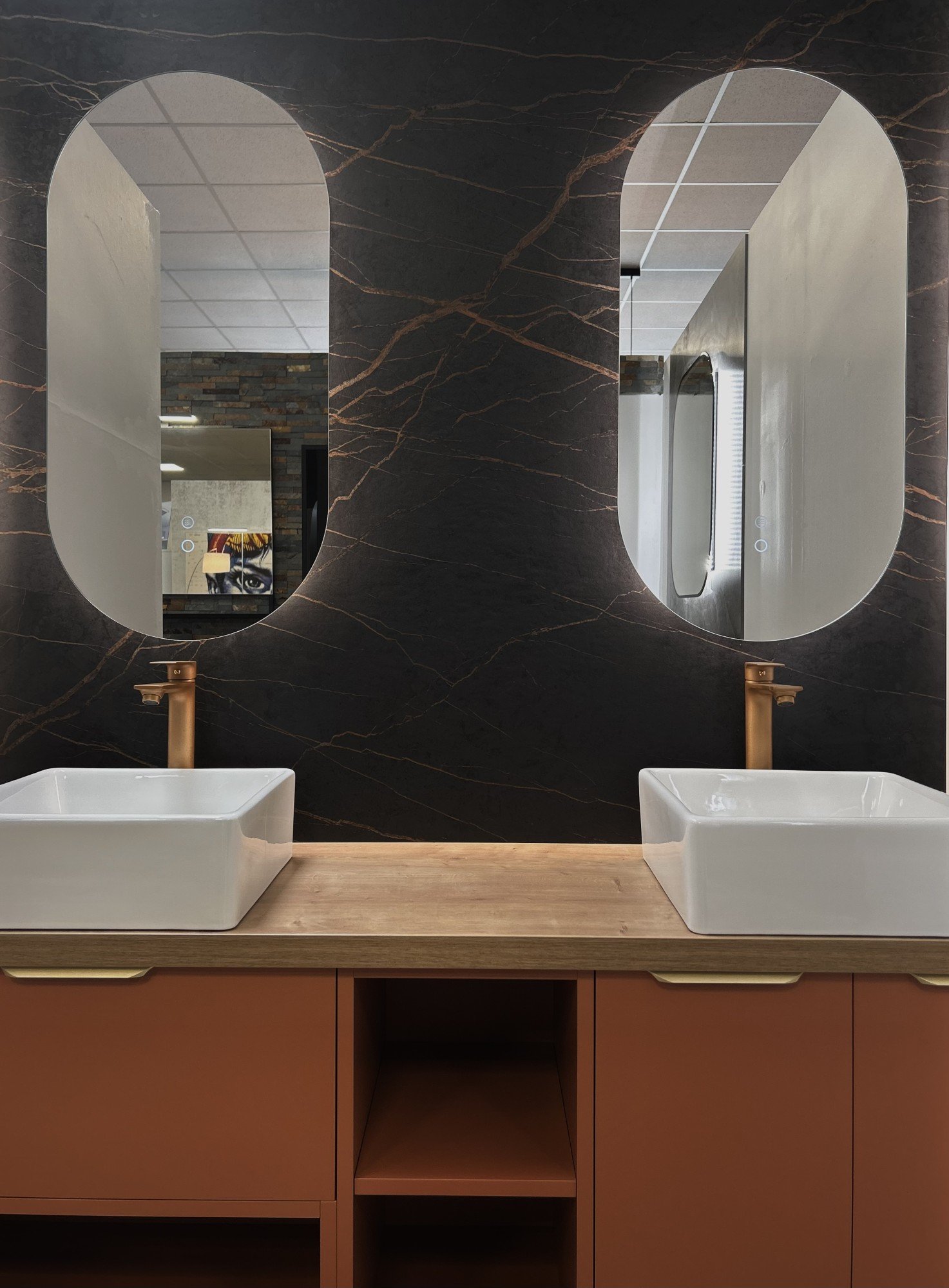 2E66035A EFAA 4776 83B8CB3204472B62