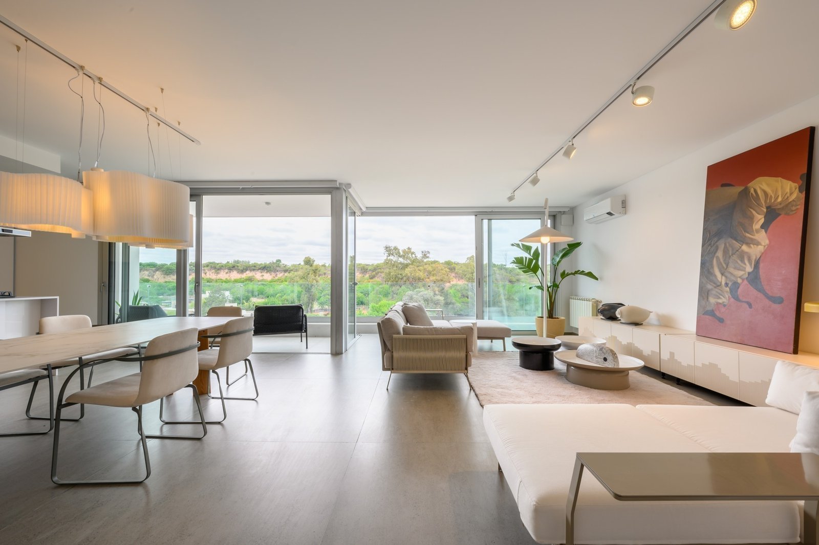 35D27F5F FDED 4042 8D9E60AC794AC8C5