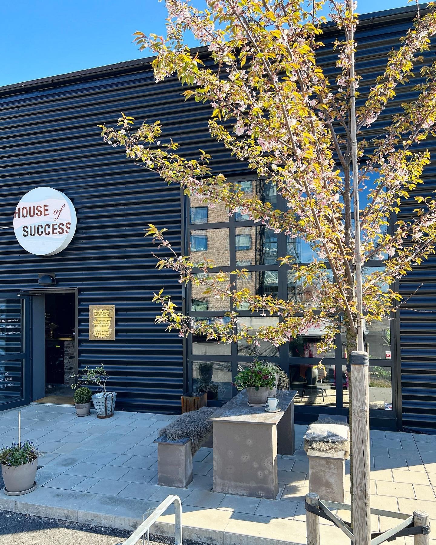 4971BD8E D72F 45D6 8BD01D064207F5B1