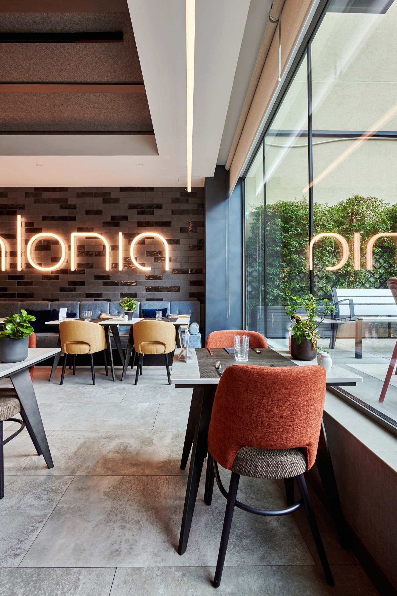 75C3E949 3961 4B43 9BFAC8D592C95DA8