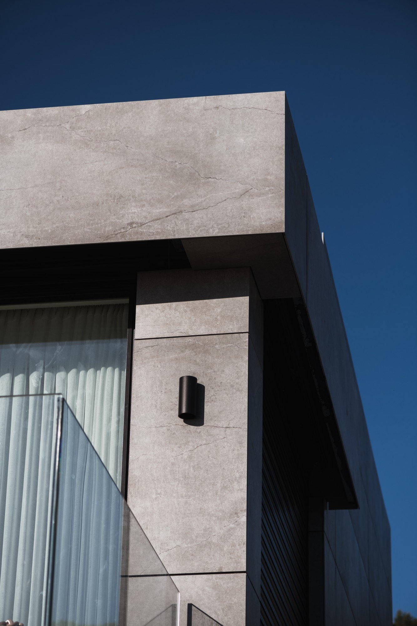 7FA0A165 2E77 4565 8F5FB19D39EE922D