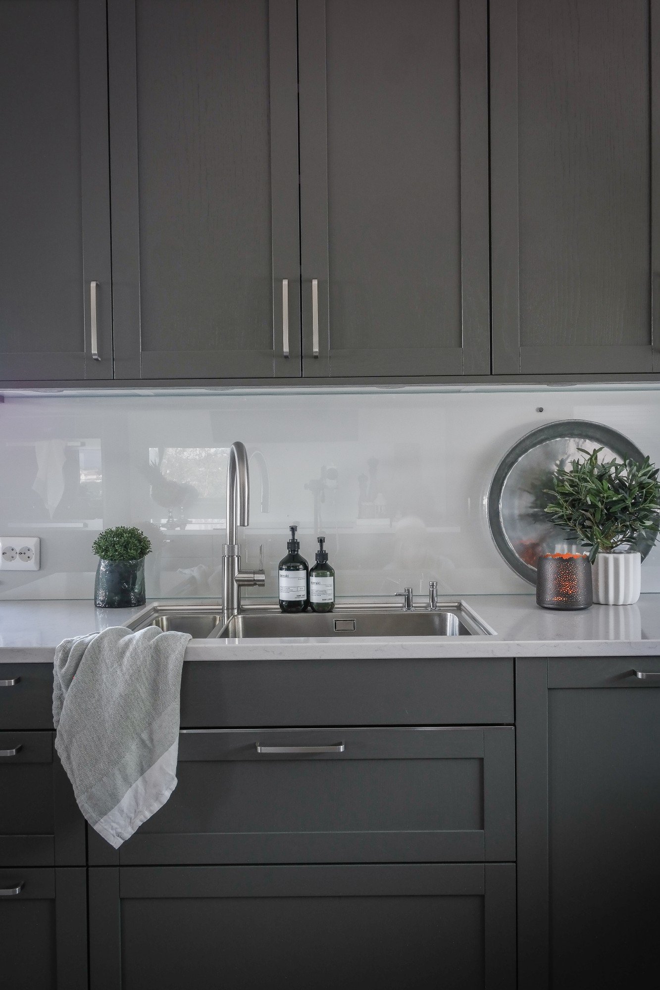 89051AF2 6F52 4B41 89CD10B56A78521D