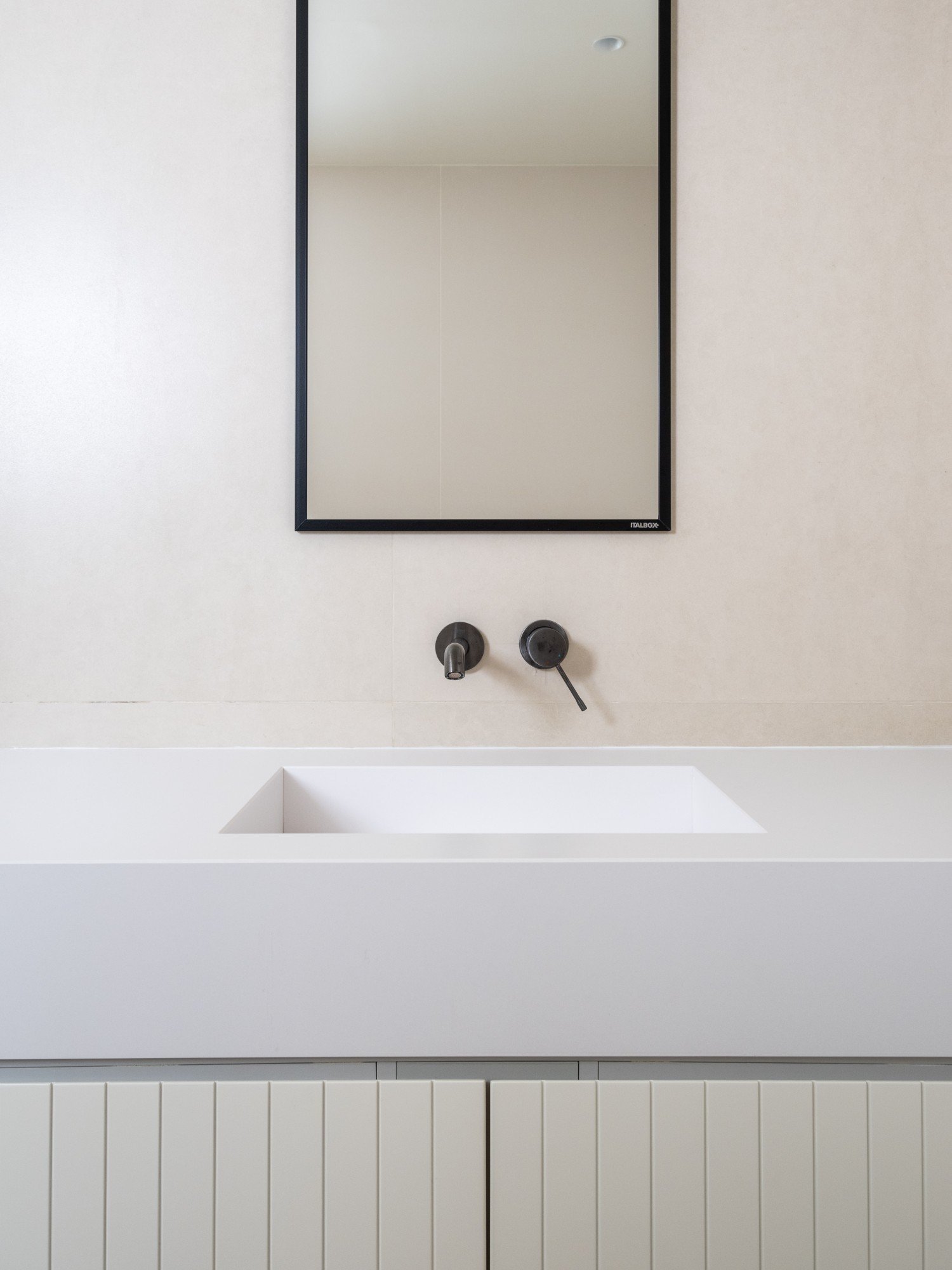 930192CF A052 414F 84A4A9FE0087CFCB