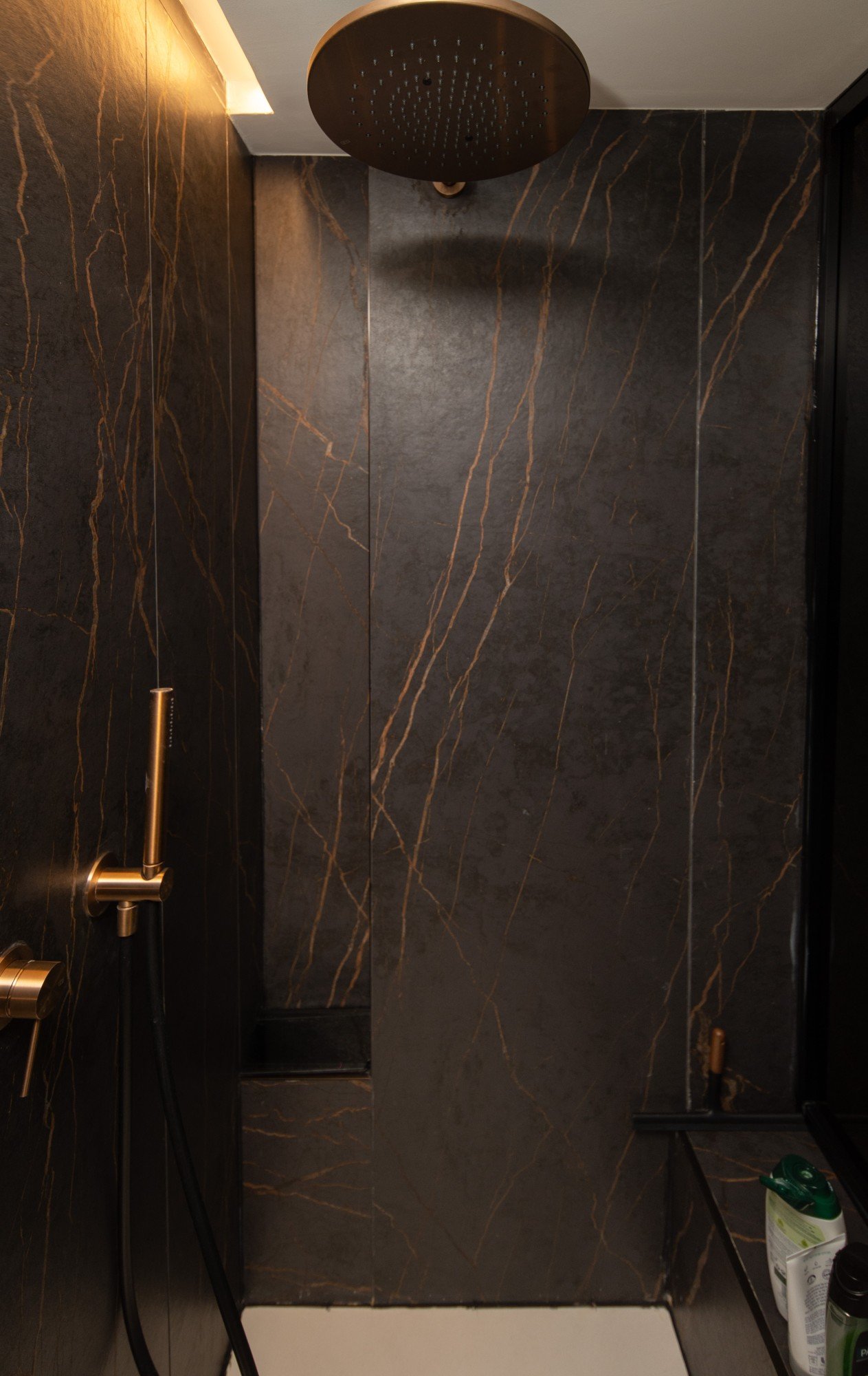 ABD7DA89 8C3B 4E61 BC00BEC1992128EB 1