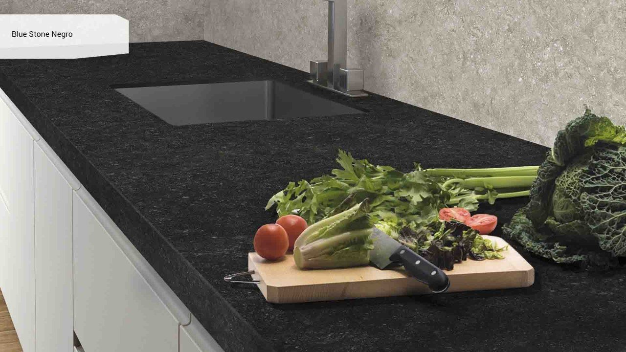 BLUESTONE NEGRO int 2