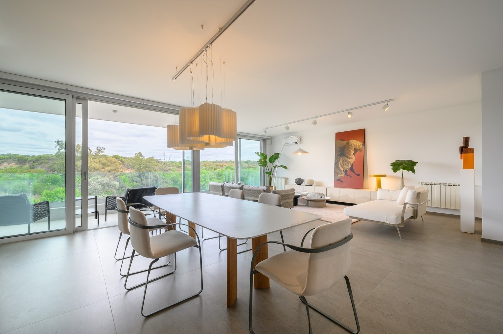 CC2D49B4 9A5D 43A8 B5DDD264482C7027