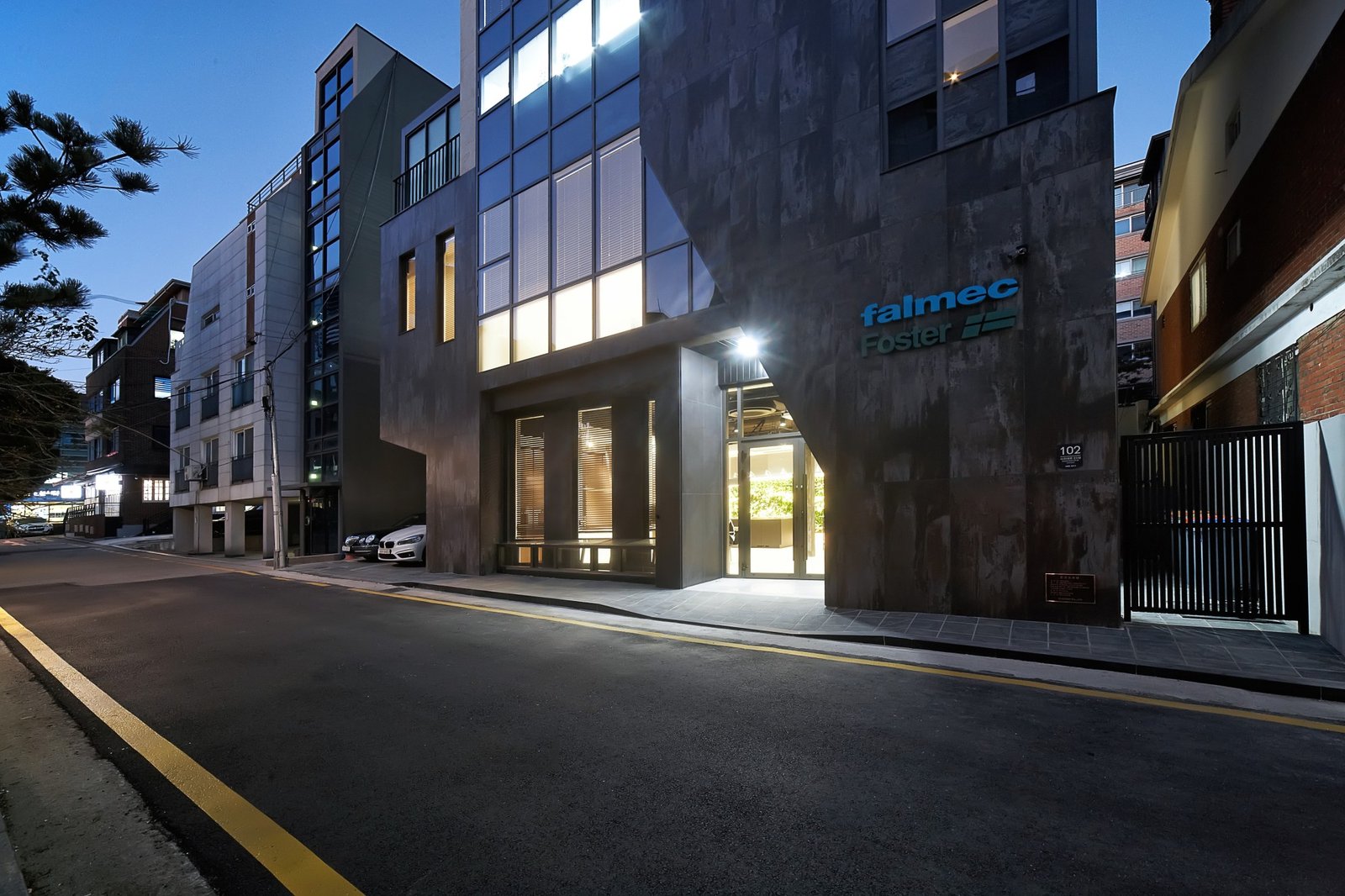 E9048EE3 5AAF 4DC1 B9F7E7F75BCFA692