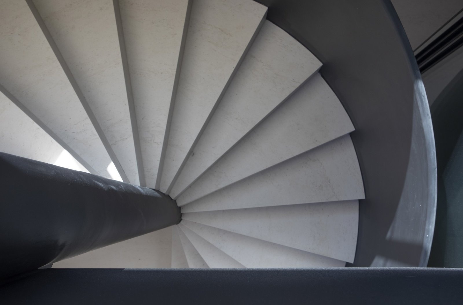 F442F25E D20B 4977 B4EB4C3BE4FA5245