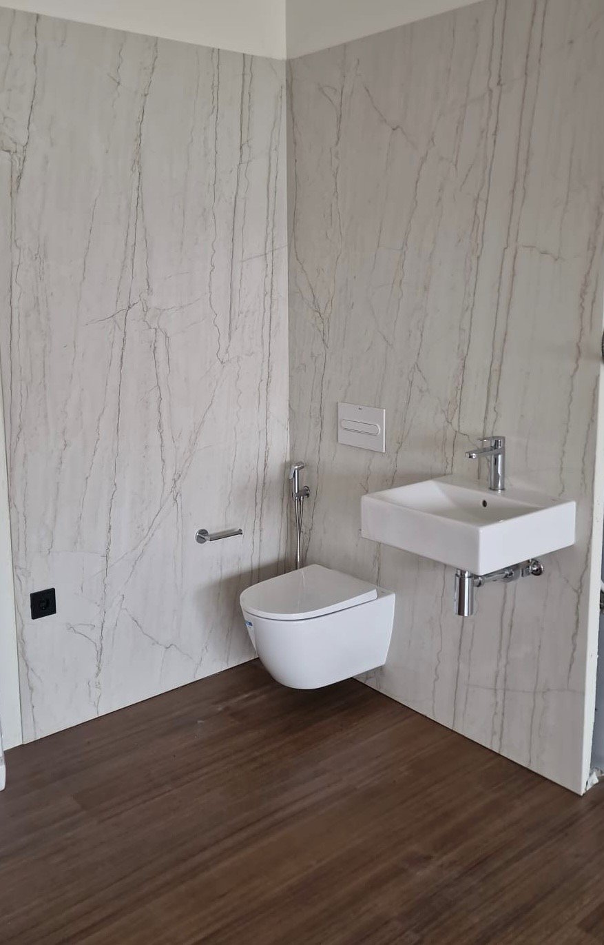 F8A39226 62BB 4F93 98B5E58B609096EC