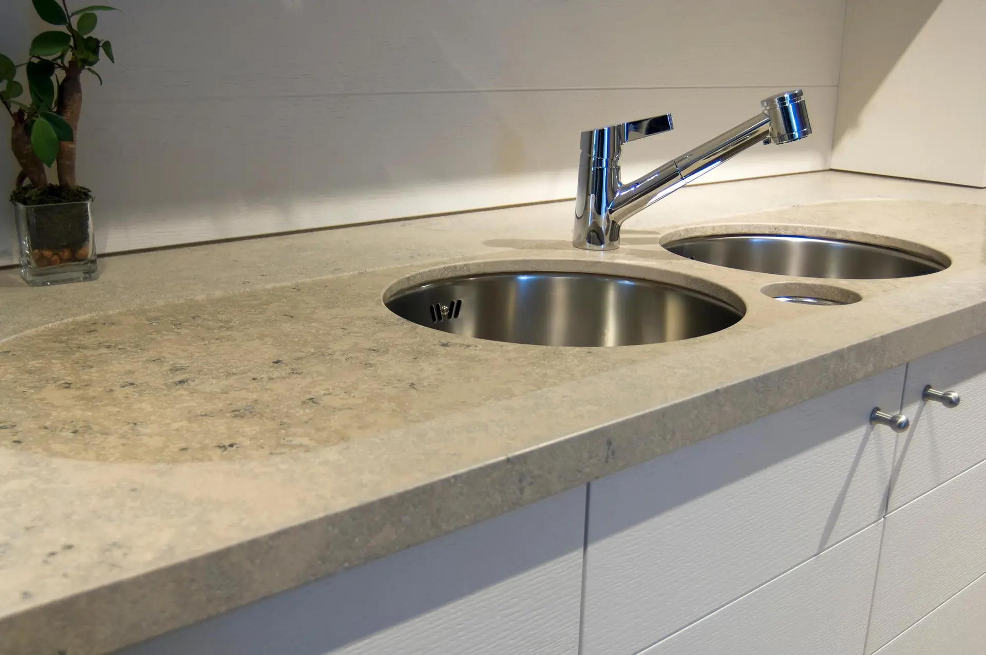 JGRB house kitchen205