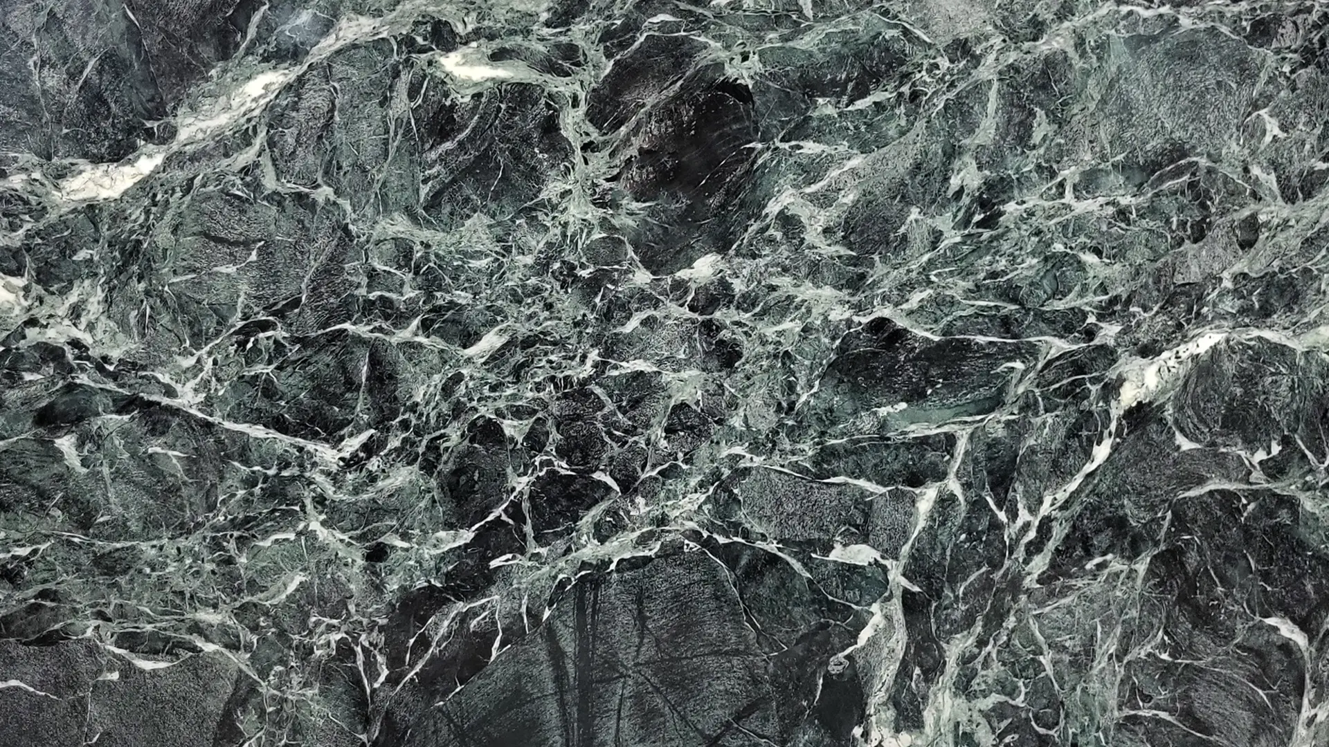 VerdeAlpi_VERALP_1920x1080_polished