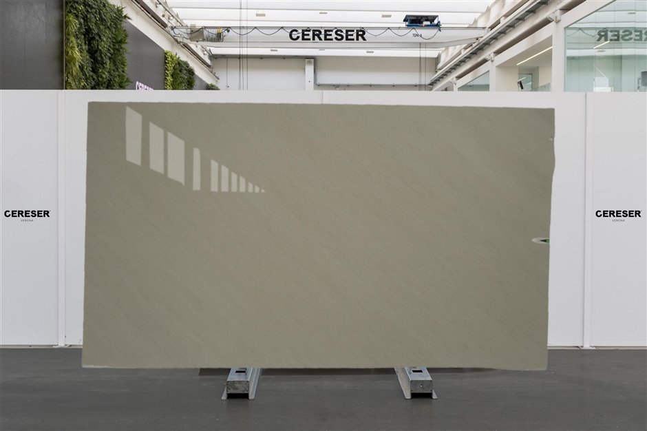 Quarzite Brown 9 zm 0928 211